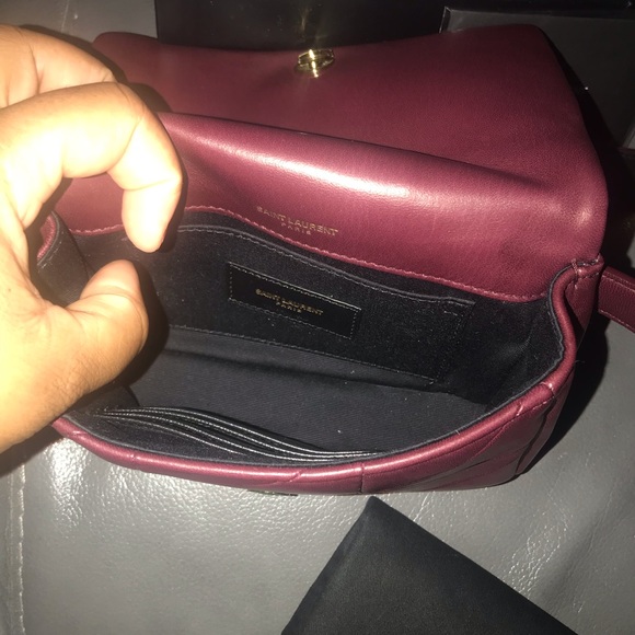 YSL belt bag color is wine - Picture 5 of 8